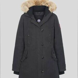 Canada Goose Kensington Down Parka in black size Small.